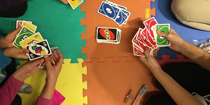 childcare - uno game